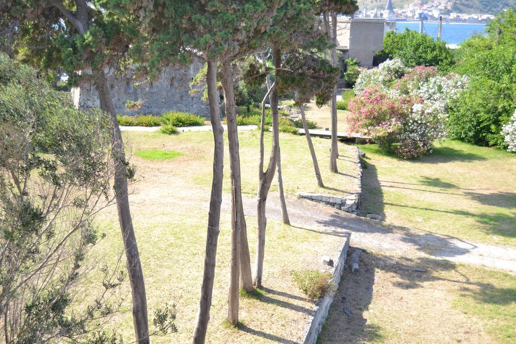 Hotel Porto Azzurro Giardini Naxos Εξωτερικό φωτογραφία