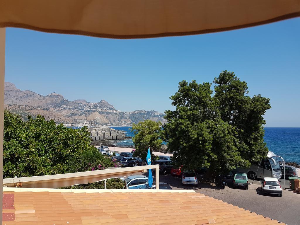 Hotel Porto Azzurro Giardini Naxos Εξωτερικό φωτογραφία